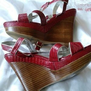 White House Black Market RED WEDGE Heels 8.5